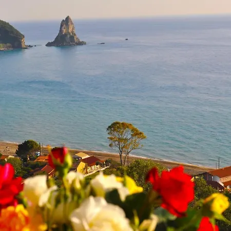 Beautiful Maria With Pool - Agios Gordios Beach, Corfu Apartamento